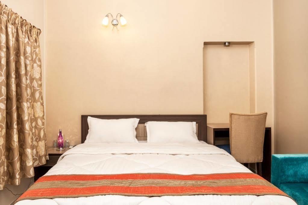 Simi International - The Imperial - Cf-400 Hotel Liluāh Eksteriør billede